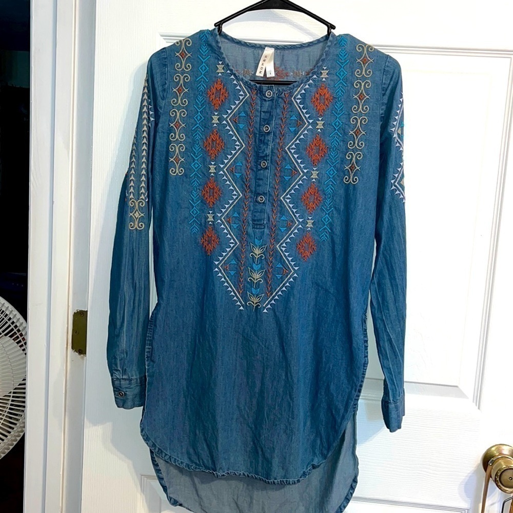 Roper Chambray Top Embroidered LS Tunic Western Small